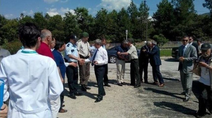 &Ccedil;anakkale Valisi Ahmet &Ccedil;ınar Yenicede