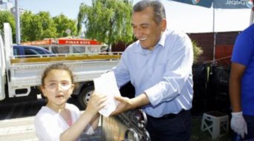 Sakatlar Derneği'nden Şehitler İ&ccedil;in Lokma Hayrı