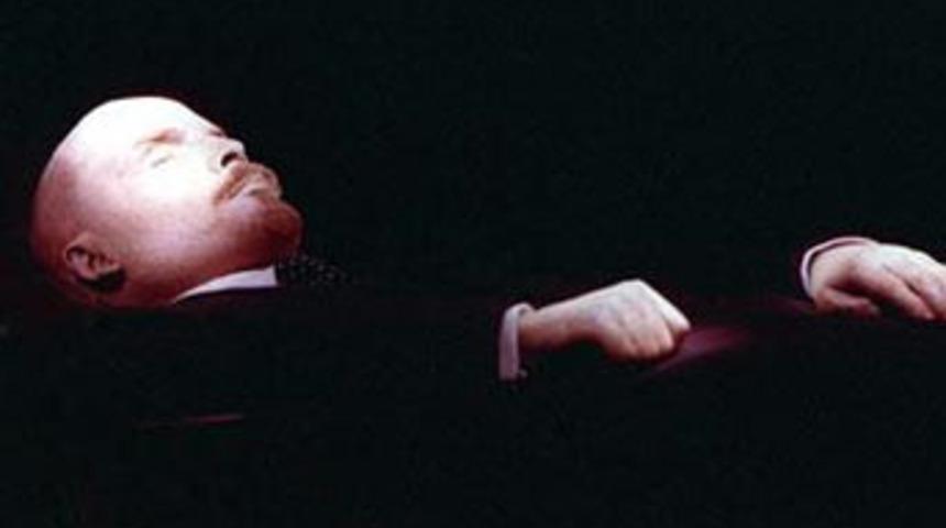 &Ouml;l&uuml; deyip ge&ccedil;meyin!