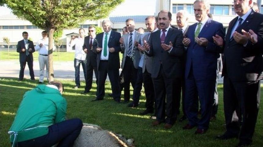 Bursaspor&rsquo;un Başarılı Olması İ&ccedil;in Kurban Kesilip Dua Edildi