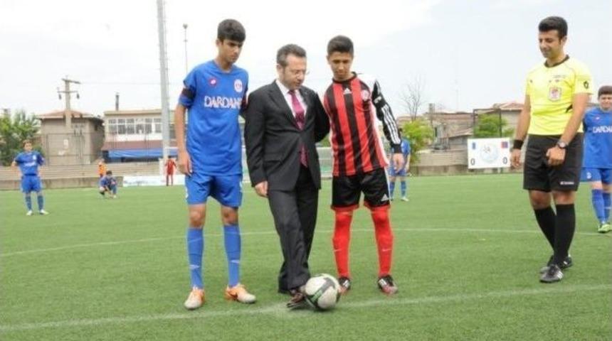 Okul Sporları Futbol Yıldızlar T&uuml;rkiye Birinciliği Samsun&rsquo;da Başladı