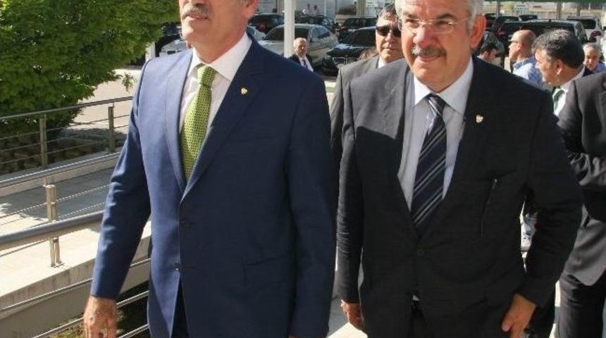 Bursa Büyükşehir Belediye Başkanı Altepe'den Bursaspor’a Tam Destek