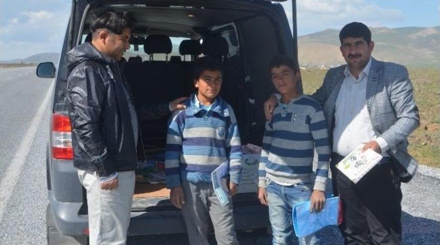 &Ccedil;aldıran&rsquo;da &lsquo;seyyar K&uuml;t&uuml;phaneyle &Ccedil;oban &Ouml;ğrencilere Umut Olalım&rsquo; Projesi