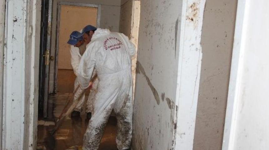 Ke&ccedil;i&ouml;ren Belediyesi&rsquo;nden Sel Mağdurlarına Yardım Eli