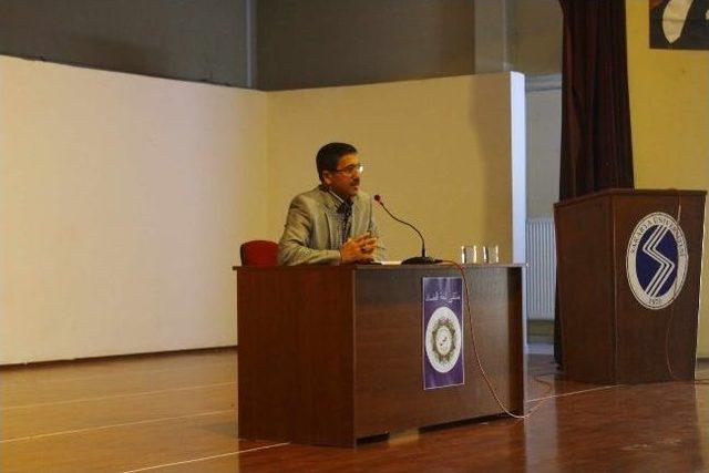 'geleceğe Gelenekle Yürümek' Adlı Konferans Gerçekleşti