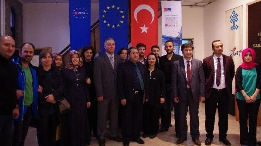 Uluslararası Karma Sergi