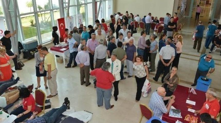 &ldquo;kan Bağışı&rdquo;nın Startını Başkan B&ouml;cek Verdi