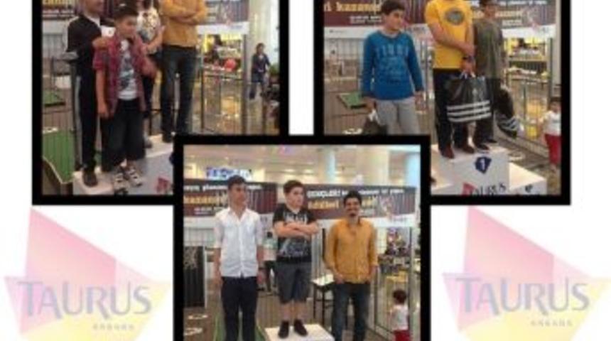 Kafese Sığmayanlar &Ouml;d&uuml;lleri Kazandı