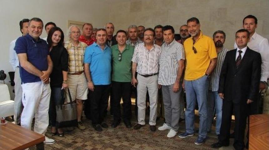 Botav, Başkan Kocadon&rsquo;a Plaketle Teşekk&uuml;r Etti