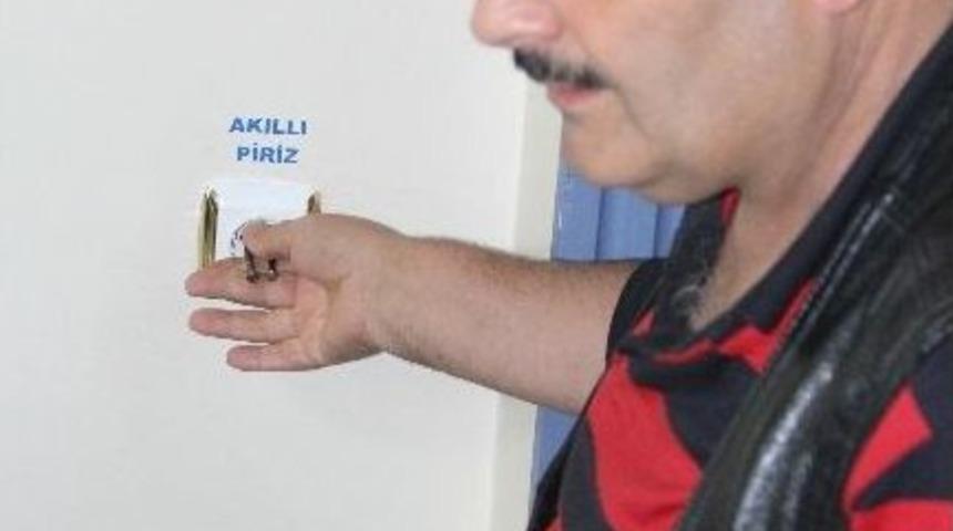 Dadaş Mucit Akıllı Priz İcat Etti