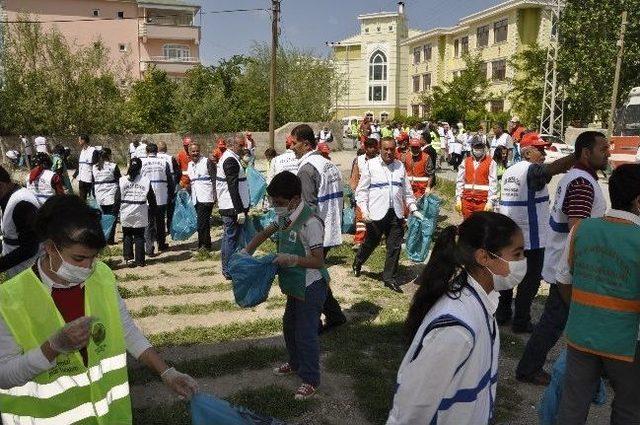 Van’da Temizlik Kampanyası