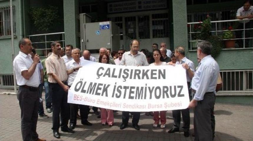Maliyeciler "&ouml;lmek İstemiyoruz" Diyerek Eylem Yaptı
