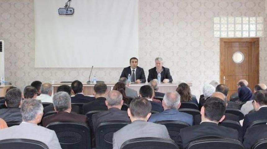 Okul Ve Kurum M&uuml;d&uuml;rleriyle Tanışma Toplantısı