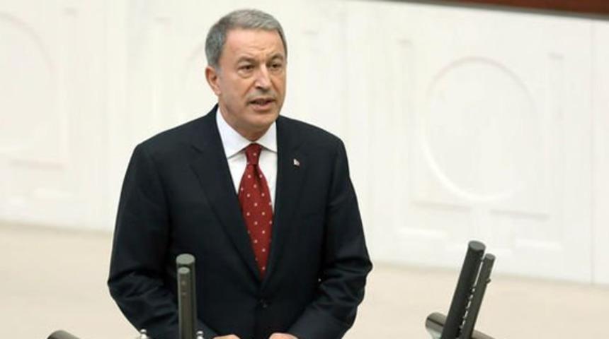 Milli Savunma Bakanı Akar'dan son dakika bedelli askerlik açıklaması! Temel eğitim süresi değişecek mi?