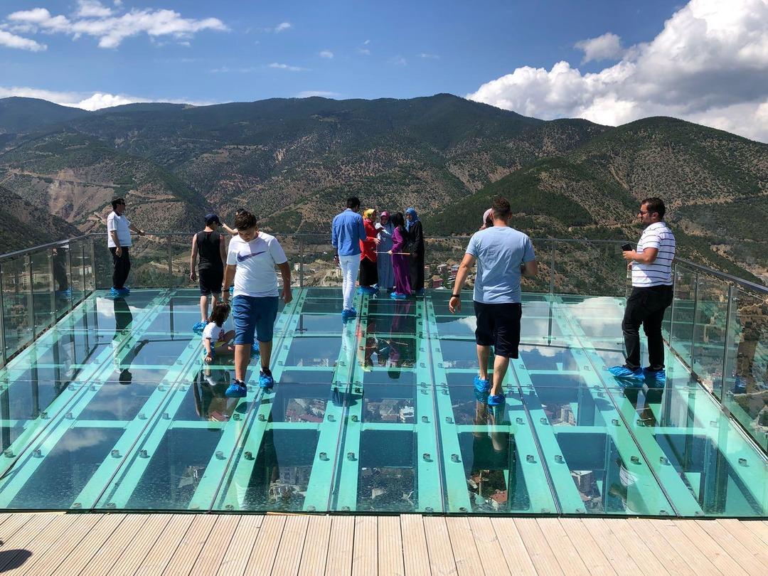 Buraya &ccedil;ıkmak cesaret ister! T&uuml;rkiye'nin en y&uuml;kseği...