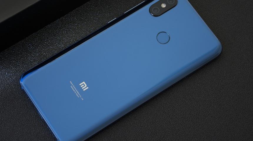 POCOPHONE F1’in fiyatı ortaya çıktı!