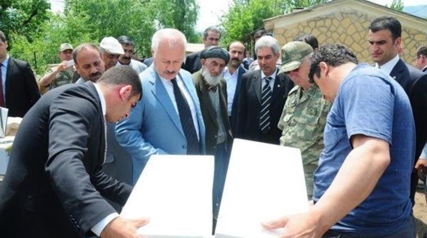 Hizan&rsquo;da Arı S&uuml;t&uuml; Projesi