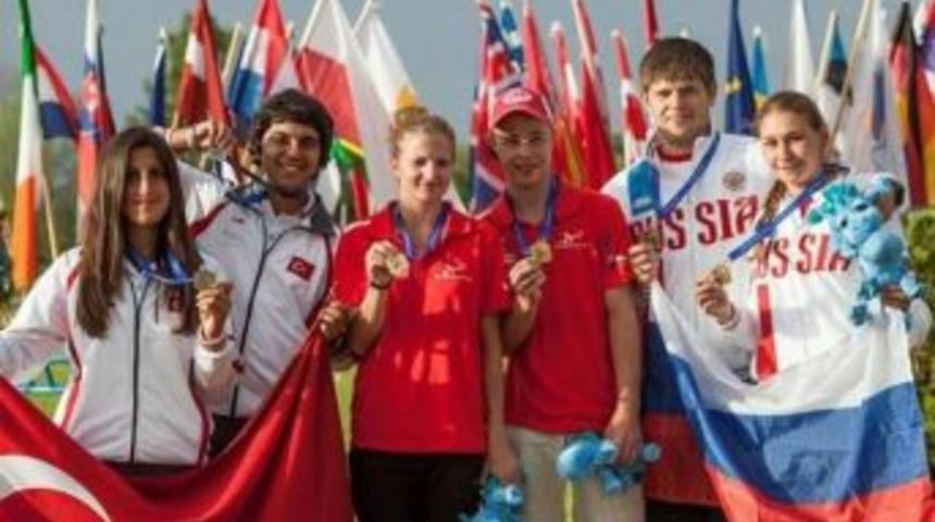 Emre &Ccedil;&ouml;mez, Avrupa İkincisi Oldu