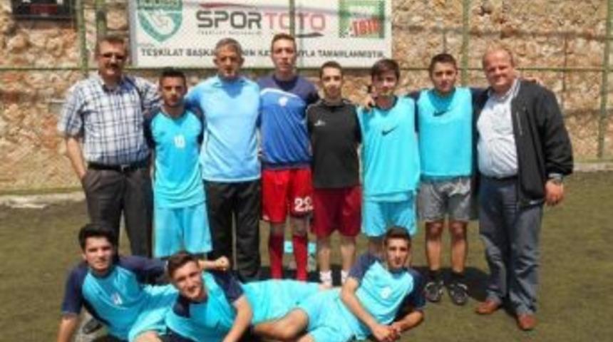 Boz&uuml;y&uuml;k Teml İl Şampiyonu Oldu