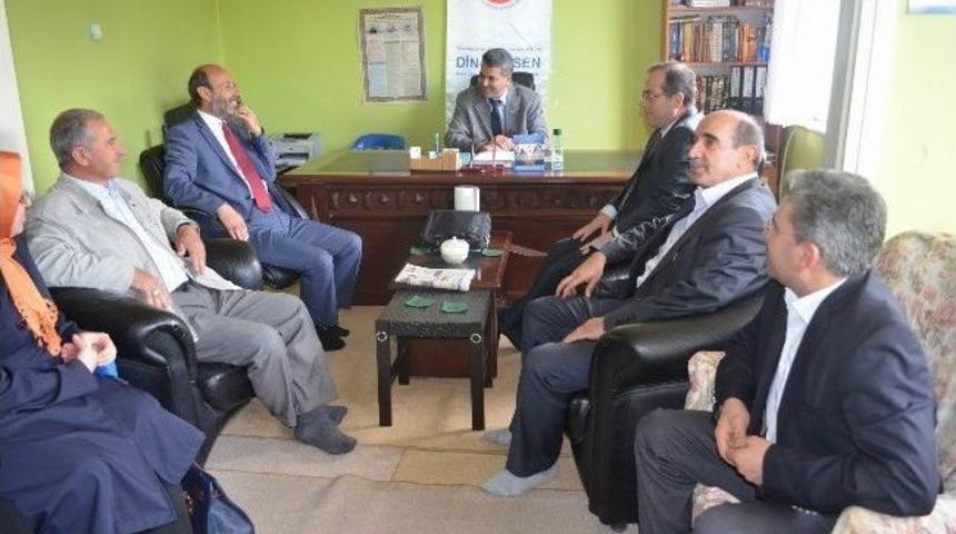 Alta&ccedil;&rsquo;tan Din Bir-sen&rsquo;e Ziyaret