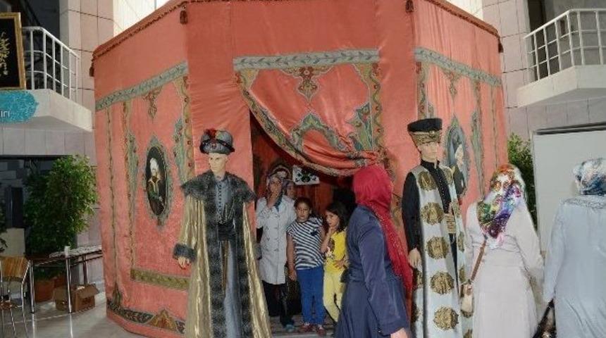 Komek&rsquo;in Sergisi İlgi G&ouml;r&uuml;yor