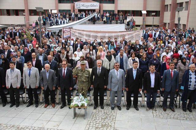 Bayburt Üniversitesi'nde Mezuniyet Töreni