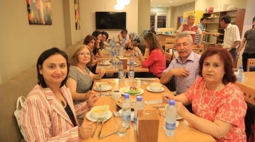 Milaslı Y&ouml;r&uuml;kler Dayanışma Yemeğinde Buluştu