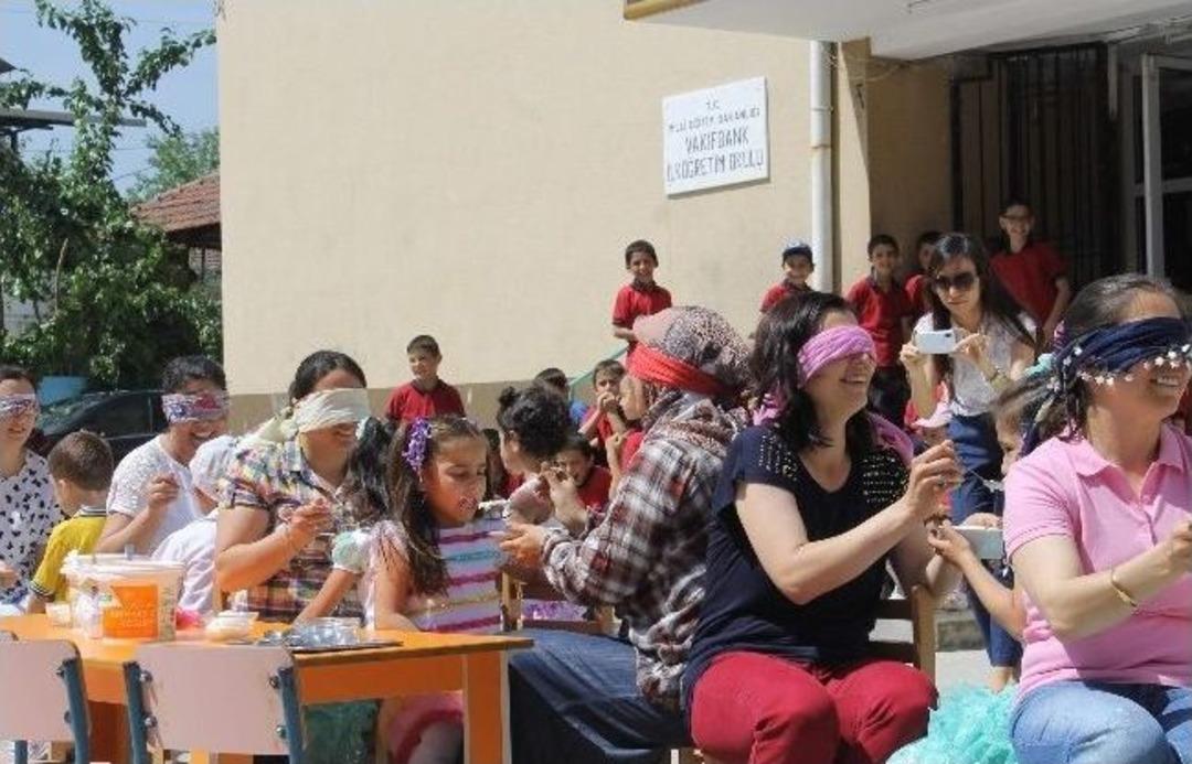 Festival Gibi Yılsonu Şenliği