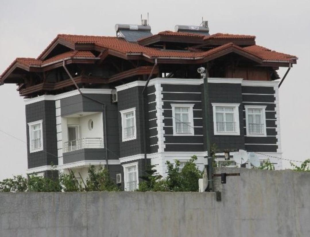 (&ouml;zel Haber) Şato Gibi Evin Sahiplerinden A&ccedil;ıklama