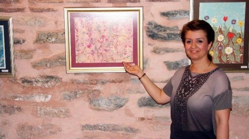 Okul &Ouml;ncesi &Ccedil;ocukların Resimleri Sanatseverleri B&uuml;y&uuml;ledi