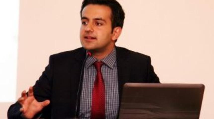 &lsquo;kır Kabuğunu, Fikrine Hayat Ver&rsquo;