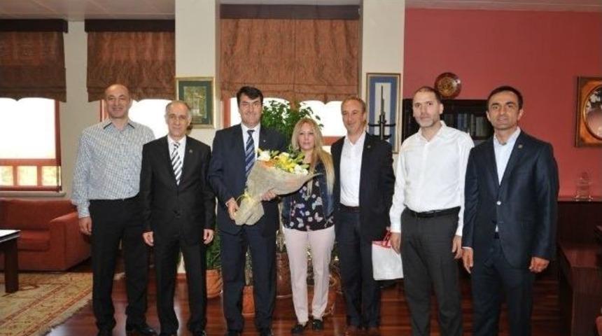 Çarşı Ve Hanlar Bölgesine Otopark Müjdesi