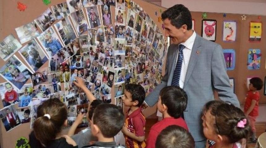 Kaya, Öğrencilerin Sergisini Gezdi