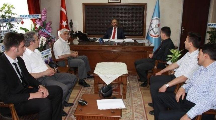 D&uuml;nya İnternet Klavye 7&rsquo;incisinden Kartal'a Ziyaret