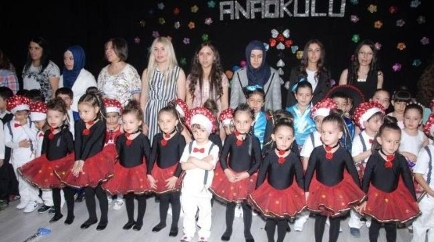 Minik &Ouml;ğrencilerden Yıl Sonu G&ouml;sterisi