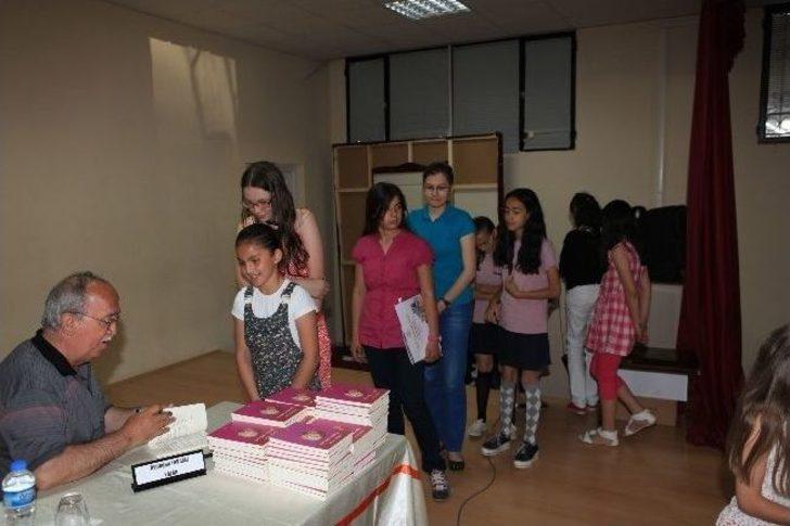 Karabağlar'da Kitap Kurdu Çocuklara Ödül G5