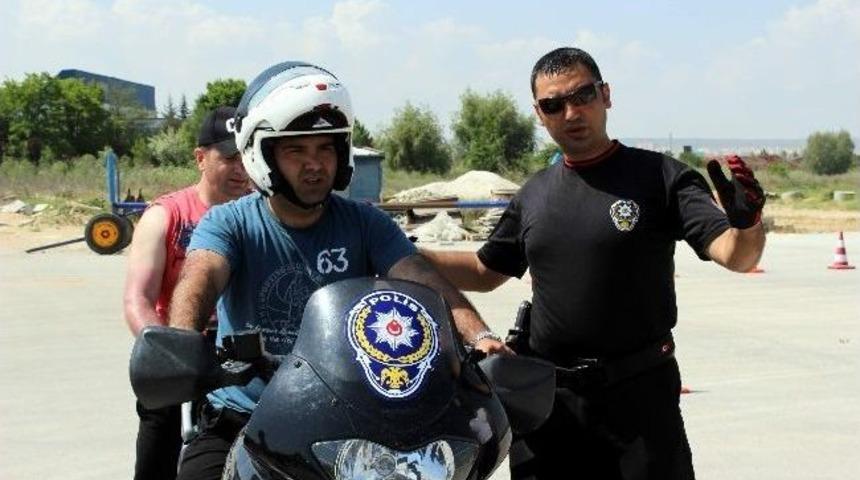 Motosikletli Polisler Eğitimde