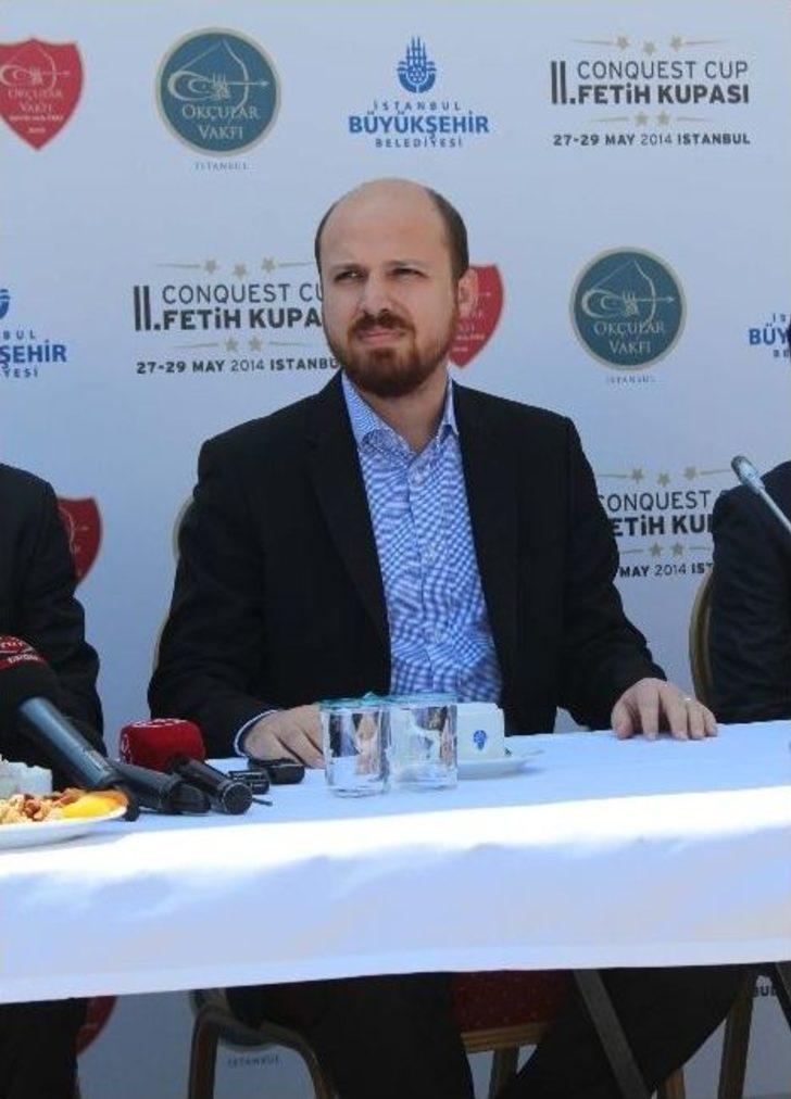 Bilal Erdoğan, 'ya Hak' Diyerek Ok Attı G5