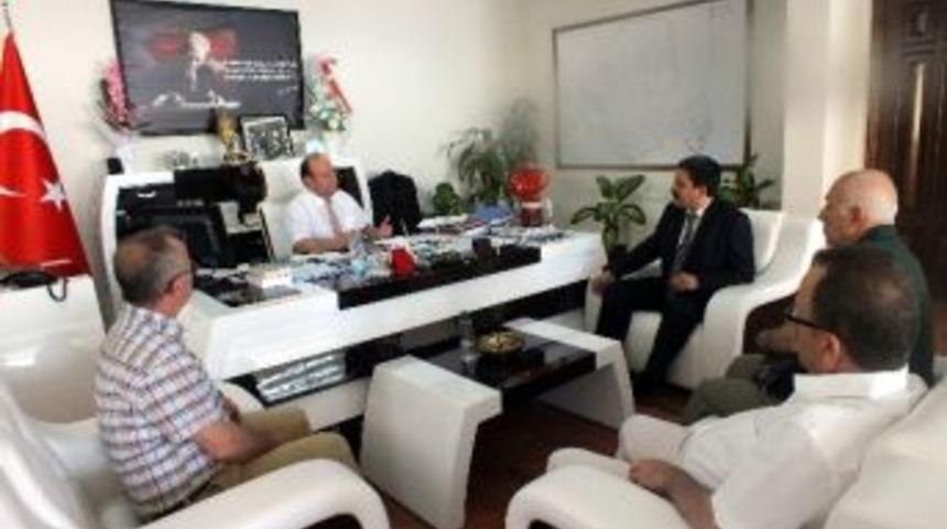 Aydın İnşaat&ccedil;ılar Odası&rsquo;ndan Başkan &Ouml;zakcan&rsquo;a Ziyaret