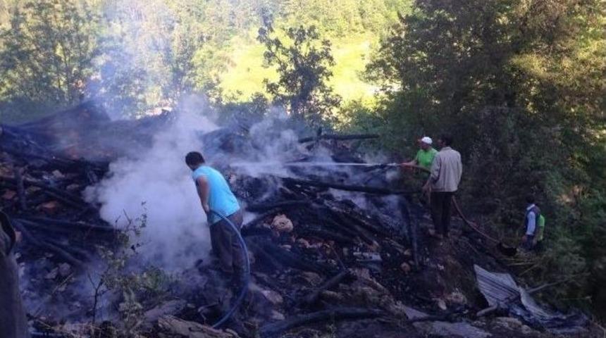 Kastamonu’da Ev Yangını