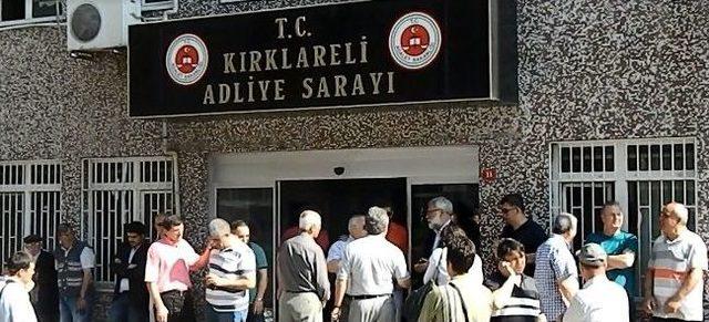 Başbakan'a Hakaret Davasında Erteleme Kararı