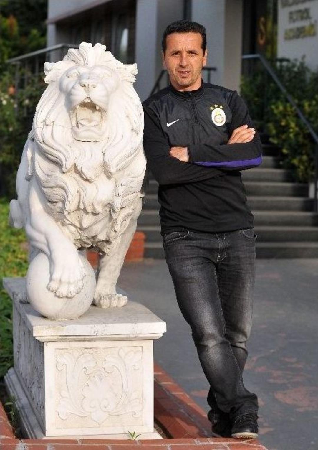 Aky&uuml;z: "a Takım Seviyesinde Bir Antren&ouml;r Olmak İstiyorum"