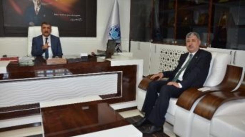 Polat&rsquo;tan Başkan Selahattin G&uuml;rkan&rsquo;a Ziyaret