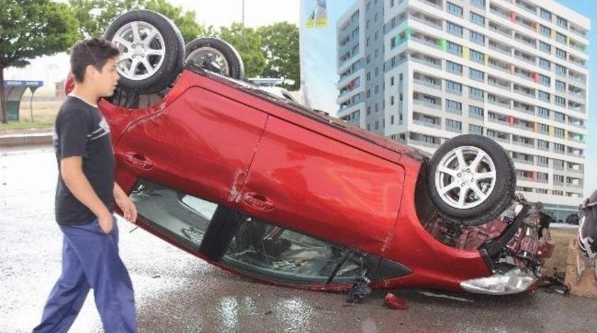 Kayseri'de 2 Ayrı Trafik Kazası: 4 Yaralı