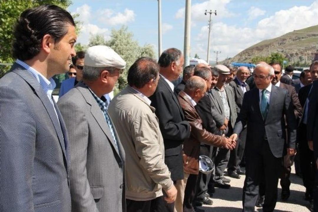 Bakan Elvan: "internet Fiyatları Daha Da Aşağı D&uuml;şecek"