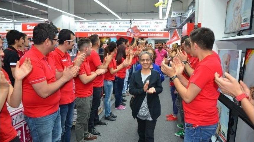 Media Markt, 41. Mağazasını A&ccedil;tı