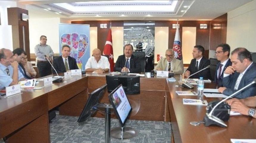 Denizli Teknik Tekstil G&uuml;n&uuml; D&uuml;zenlendi