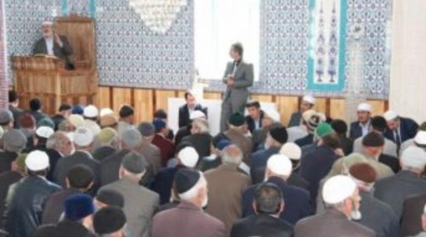 İl M&uuml;ft&uuml;s&uuml; Hasan &Ccedil;ınar Uzundere'de