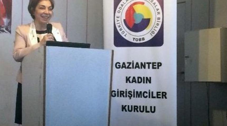 Tobb Kadın Girişimciler Kariyer G&uuml;nleri Etkinliği S&uuml;r&uuml;yor