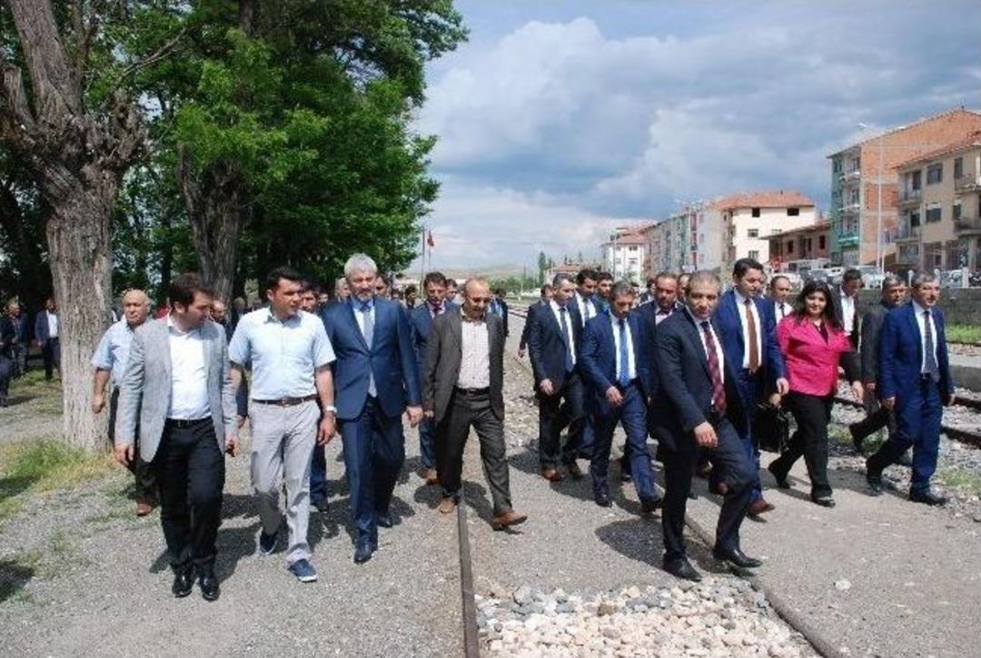 Başkan Yılmaz&rsquo;dan Yeşilyurt&rsquo;a &Uuml;st Ge&ccedil;it S&ouml;z&uuml;